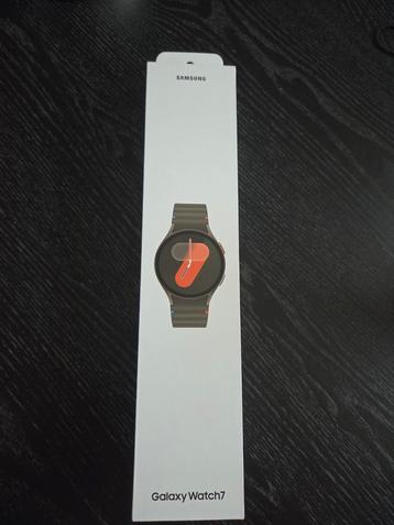 Samsung Galaxy Watch 7 LTE - Nieuw & Geseald beschikbaar voor biedingen