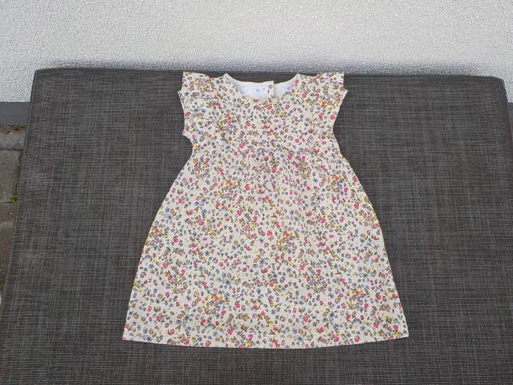 Prachtige bloemen design jurk van Zara voor meisjes maat 98, Kinderen en Baby's, Kinderkleding | Maat 98, Zo goed als nieuw, Meisje