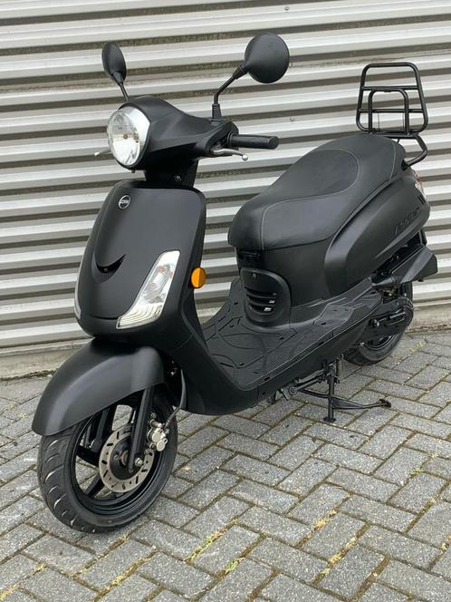 Sym fiddel 2, Fietsen en Brommers, Scooters | SYM, Zo goed als nieuw, Fiddle, Maximaal 25 km/u, Benzine, Ophalen
