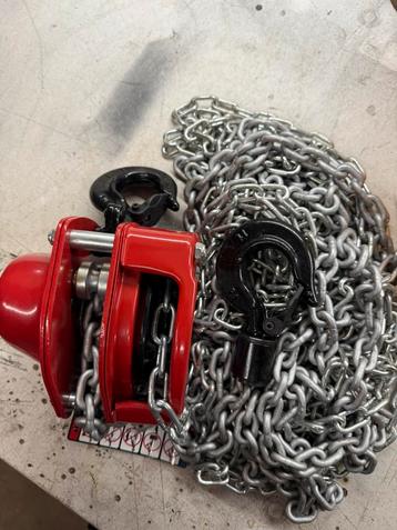 Handketting takel 1 Ton 5,5 meter beschikbaar voor biedingen