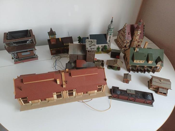 Divers modelspoor gebouwen / stations H0 (deel 3), Hobby en Vrije tijd, Modeltreinen | H0, Gebruikt, Brug, Tunnel of Gebouw, Gelijkstroom of Wisselstroom