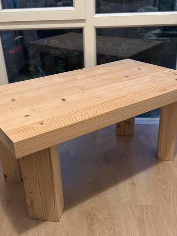 Salontafels beschikbaar voor biedingen
