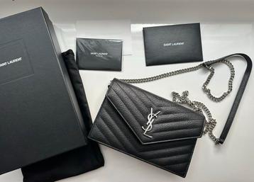 Prachtige YSL Cassandre tas zwart zilver beschikbaar voor biedingen