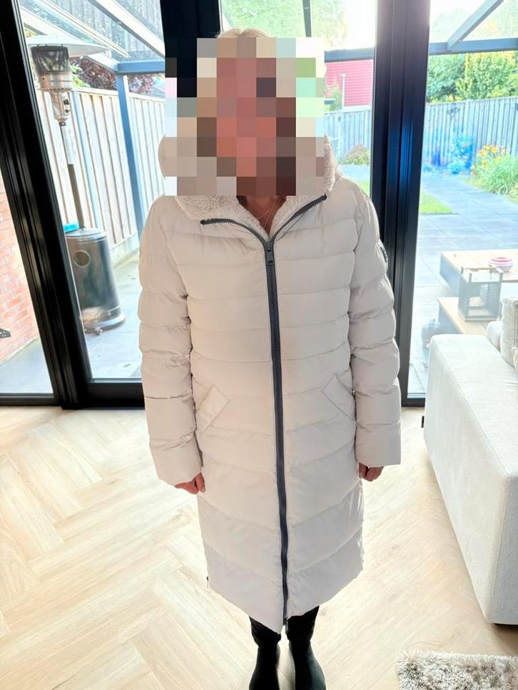 Jas lang NIEUW (2x gedragen) merk Rino en Pelle, Kleding | Dames, Jassen | Winter, Zo goed als nieuw, Maat 38/40 (M), Beige, Ophalen