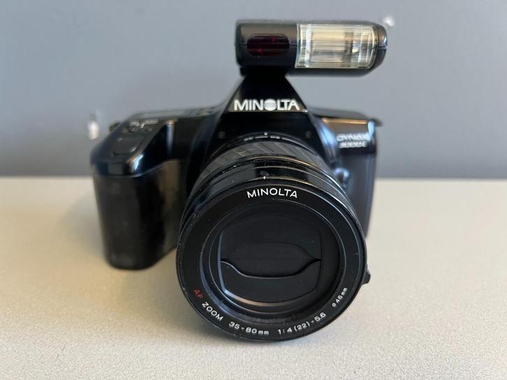 Analoge camera Minolta Dynax 3000i & Shanghai 203 Camera, Audio, Tv en Foto, Fotocamera's Analoog, Spiegelreflex, Minolta, Ophalen