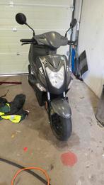 Kymco agility 50 pas veel aan vernieuwd, Fietsen en Brommers, Scooters | Kymco, Ophalen, Zo goed als nieuw, Agility