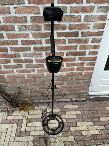 Metaaldetector beschikbaar voor biedingen