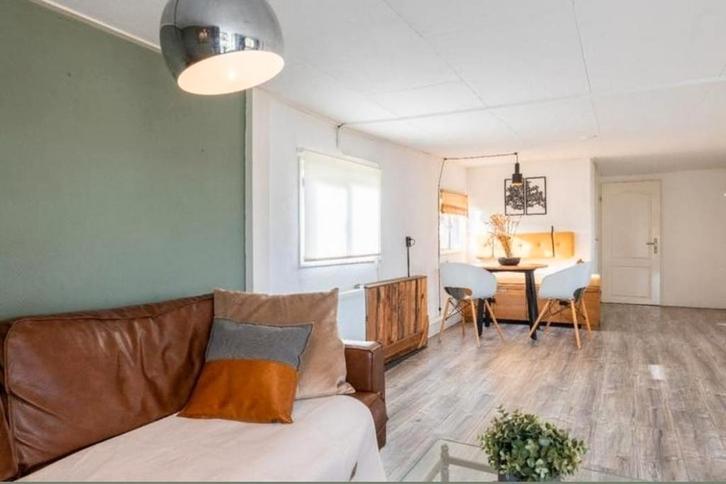 Instapklaar chalet in Drenthe – eigen grond, laag in kosten,, Hobby en Vrije tijd, Overige Hobby en Vrije tijd, Ophalen of Verzenden