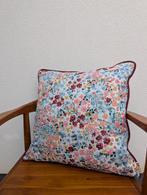 Sierkussen spring flower, Ophalen of Verzenden, Nieuw, Vierkant