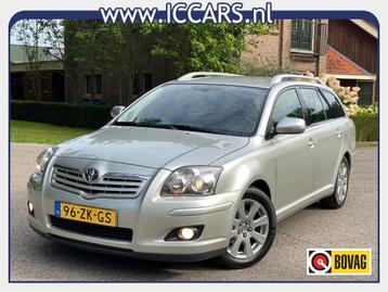 Toyota AVENSIS 1.8 VVTI - Navi - Nieuwstaat - Trekhaak !! beschikbaar voor biedingen