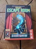 Pocket escape room 999 games Achter het Gordijn, Ophalen of Verzenden, Zo goed als nieuw