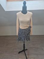 2 delig setje. Xs, Nieuw, Maat 34 (XS) of kleiner, Boven de knie, Verzenden