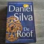 Daniel Silva - De Roof, Ophalen of Verzenden, Zo goed als nieuw, Daniel Silva, Nederland