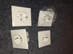 GIRA WANDCONTACTDOOS  / 1 VOUDIG / MET RANDAARDE / INBOUW, Ophalen of Verzenden, Nieuw, Stopcontact