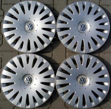 # Set VW Volkswagen Wieldoppen 16 inch o.a Passat Golf #  beschikbaar voor biedingen