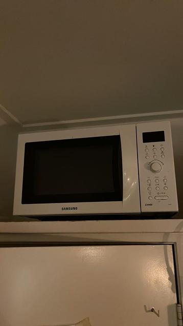 Combi magnetron Samsung beschikbaar voor biedingen
