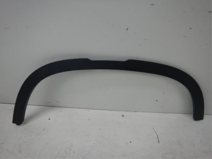 Land Rover Defender L663 Wielrandbekleding Rechts-voor, Auto-onderdelen, Ophalen of Verzenden, Gebruikt