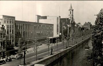 Den Haag - Prinsengracht - Academie voor Beeldende Kunsten beschikbaar voor biedingen