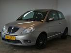 Lancia Ypsilon 1.4 Oro Nwe APK, Auto's, Lancia, Voorwielaandrijving, Gebruikt, 4 cilinders, Airbags