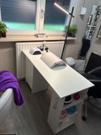 Nagel producten met tafel, Sieraden, Tassen en Uiterlijk, Uiterlijk | Cosmetica en Make-up, Ophalen, Zo goed als nieuw, Wit, Handen en Nagels