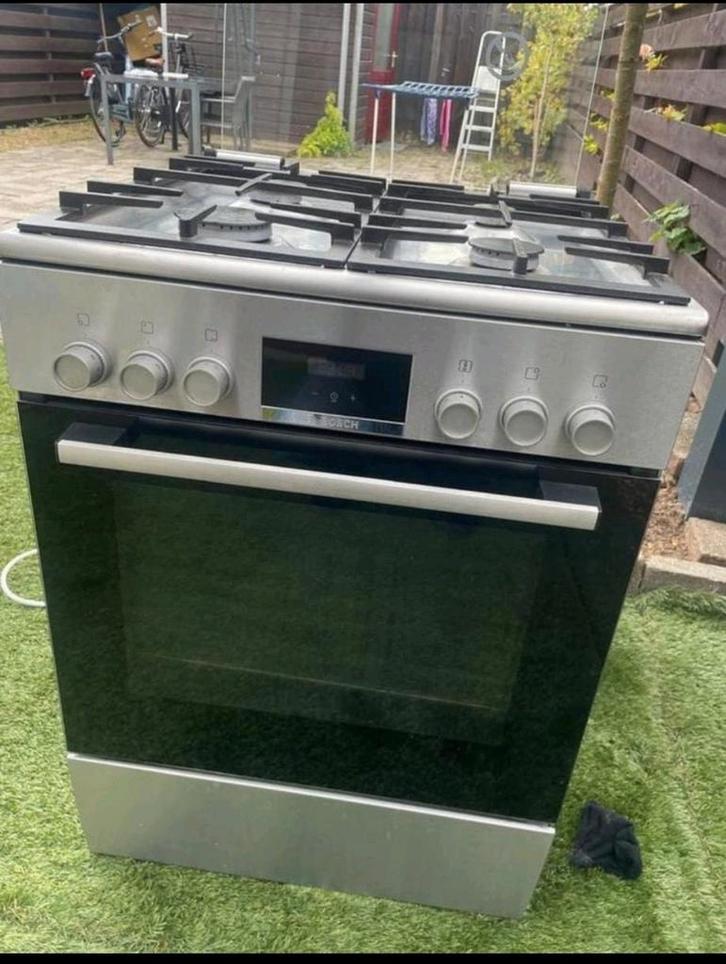 Bosch Gasfornuis - werkt naar behoren 1WEEK GARANTIE, Witgoed en Apparatuur, Fornuizen, Zo goed als nieuw, Vrijstaand, Gas, 4 kookzones