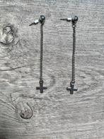 H&M zilverkleurige oorbellen kruisje, Verzenden, Nieuw, Zilver, Overige materialen