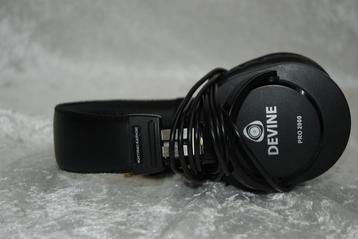 Devine Pro 2000 koptelefoon    <25251398> beschikbaar voor biedingen