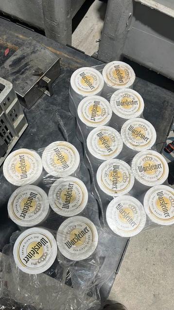 16x pak warsteiner viltjes beschikbaar voor biedingen