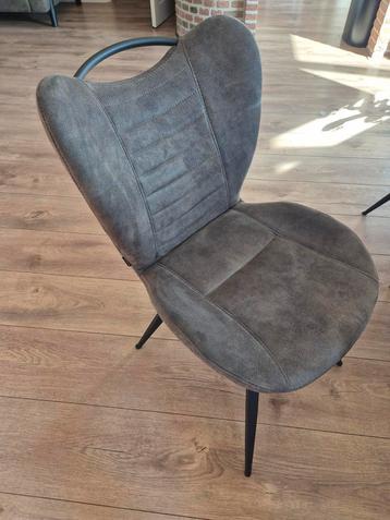 10 luxe eetkamerstoelen van de bommel meubelen.  beschikbaar voor biedingen