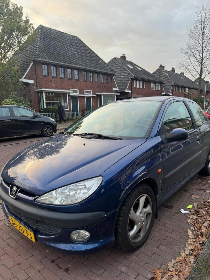 Te koop: Peugeot 206 met APK 1.6 16V Gentry 3D 2002 Blauw, Auto's, Peugeot, Particulier, Benzine, C, Hatchback, Handgeschakeld