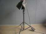 Vloerlamp Italiaanse in hoogte verstelbare spotlamp met klep, Gebruikt, Metaal of Aluminium, Vloerspot of Grondspot, Ophalen of Verzenden