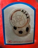 Ajax Voetball Pin Badge, Tickets en Kaartjes, Sport | Voetbal, Seizoenskaart, Eén persoon