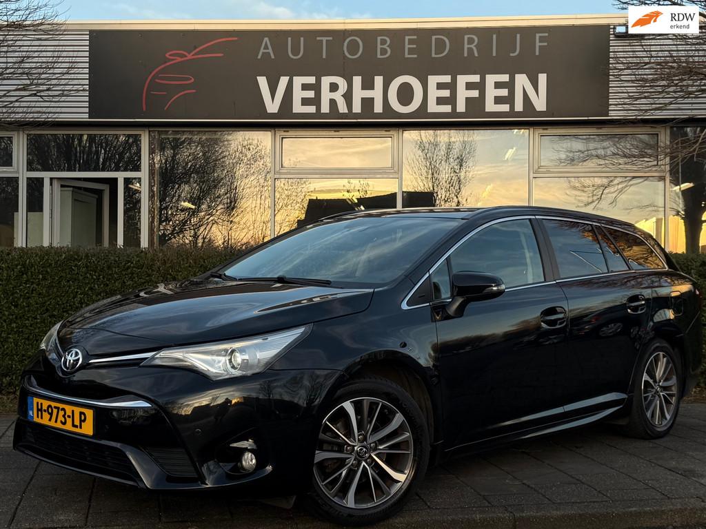 Toyota Avensis Touring Sports 1.8 VVT-i Executive - AUTOMAAT, Auto's, Toyota, 4 cilinders, USB, Zwart, Leder