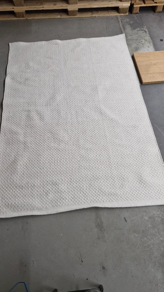 Vloerkleed MOMO Rugs Valasa White 160x230, Huis en Inrichting, Stoffering | Tapijten en Kleden, Nieuw, 150 tot 200 cm, 200 cm of meer