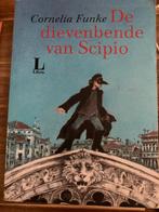 De dievenbende van scipio - Cornelia Funke, Ophalen of Verzenden, Gelezen, Cornelia Funke, Fictie algemeen
