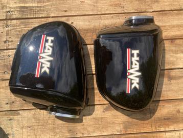 zijkapjes cb 250 / cb 400 beschikbaar voor biedingen