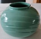 Vintage bolvormige vaas - pastel groen, Verzamelen, Retro, Ophalen, Huis en Inrichting