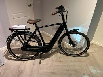 PRACHTSTAAT Gazelle Grenoble C8 2022 57cm 3100km herenfiets beschikbaar voor biedingen