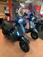 Gebro scooters: Vespa sprint full option custom / primavera, Fietsen en Brommers, Scooters | Vespa, Nieuw, Overige modellen, 50 cc