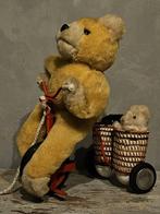 Antiek speelgoed beer op fiets, Overige merken, Gebruikt, ., Stoffen beer
