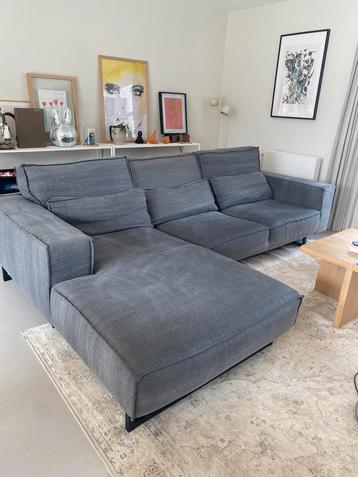 Room108 grijze hoekbank beschikbaar voor biedingen
