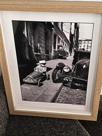 Foto  Parijs 1956. Erg leuke zwart/wi foto (kopie)30x40 beschikbaar voor biedingen