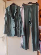 splinter nieuw groen colbert jog pak maat 44, Kleding | Dames, Ophalen of Verzenden, Nieuw, Maat 42/44 (L), Groen