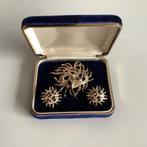 vintage Sarah Coventry setje broche en oorbellen, Ophalen of Verzenden, Zo goed als nieuw, Goud, Overige materialen