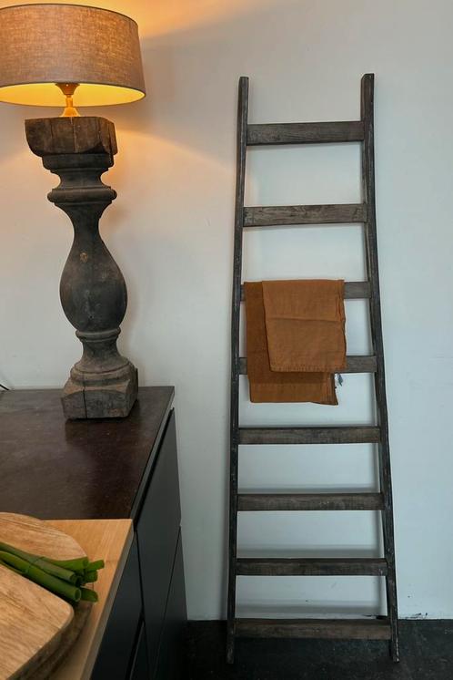 Teakhouten decoratie trap ladder oosters sober sleets, Antiek en Kunst, Curiosa en Brocante, Ophalen