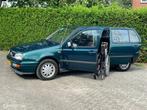 Volkswagen Golf 1.8 CL Rolstoelauto Nieuwe APK!, Gebruikt, 4 cilinders, Golf, 75 pk