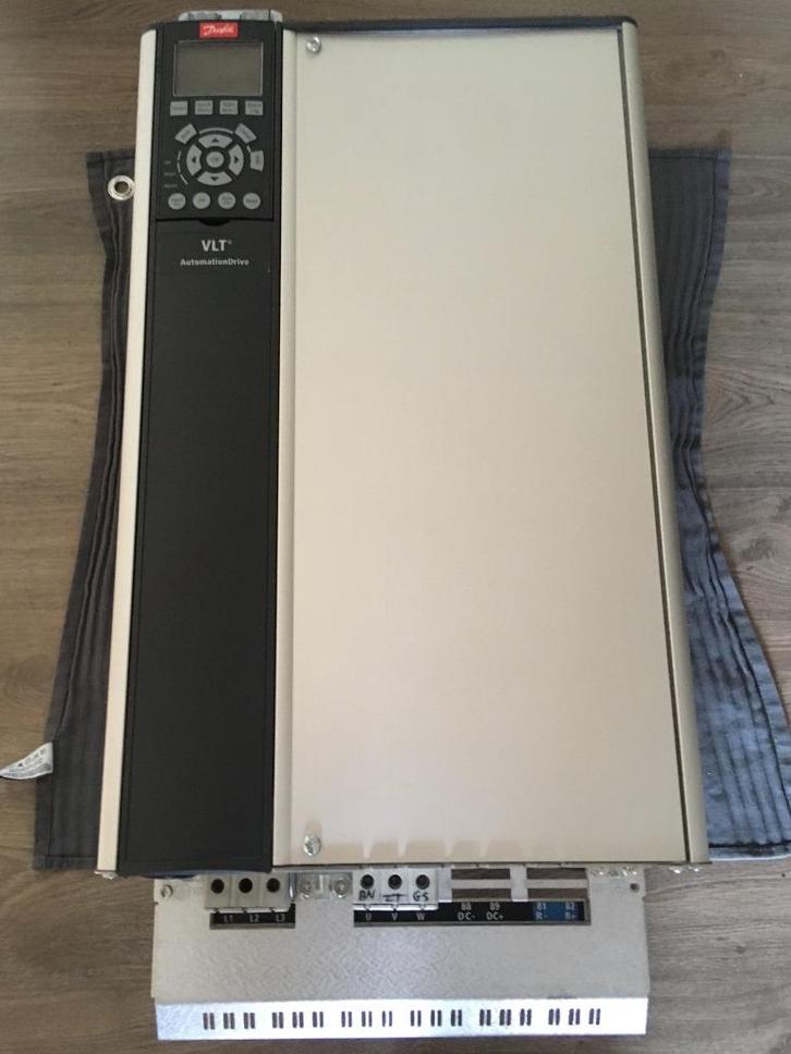 Danfoss VLT FC-302 / 37 KW, Hobby en Vrije tijd, Elektronica-componenten, Gebruikt, Ophalen
