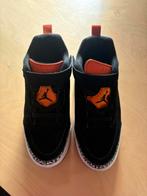 Jordan Spikizi Low - maat 34, Ophalen of Verzenden, Zo goed als nieuw, Jongen of Meisje, Schoenen