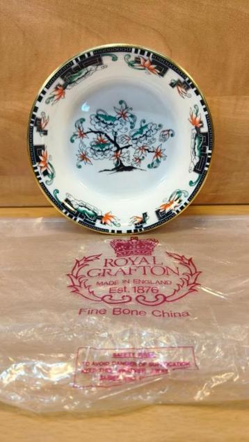 Royal grafton servies 8 borden+schaaltje #30429 beschikbaar voor biedingen