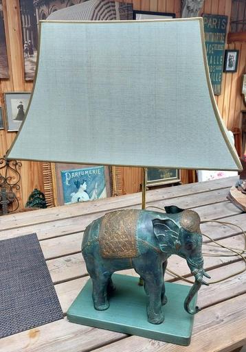 Grote Bronzen olifanten lamp met kap hoogte 68cm! beschikbaar voor biedingen